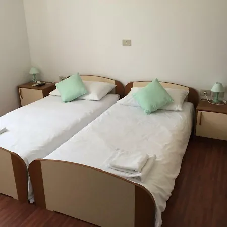 Casa Fabac Guest house 3*